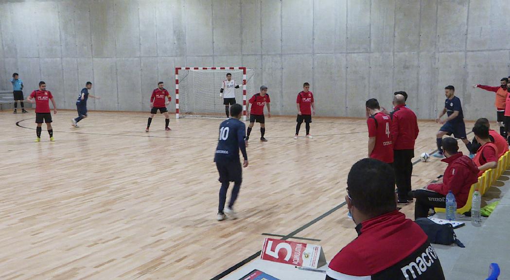 L'Enfaf de futbol sala guanya l'Huracans Puertas (6-1)