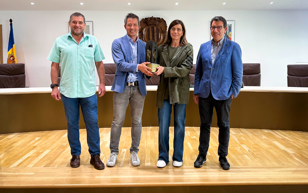 L’Esquí Club d’Andorra cedeix a la parròquia el premi al Mèrit  esportiu 2023