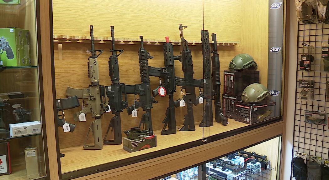El Govern ha acotat la venda d'armes, limitant el nombre d'articl