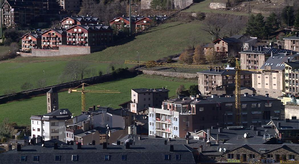 Lladós aconsella als comuns a invertir més i millor