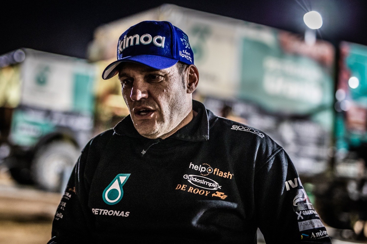 Llovera frega el top-10 al Dakar