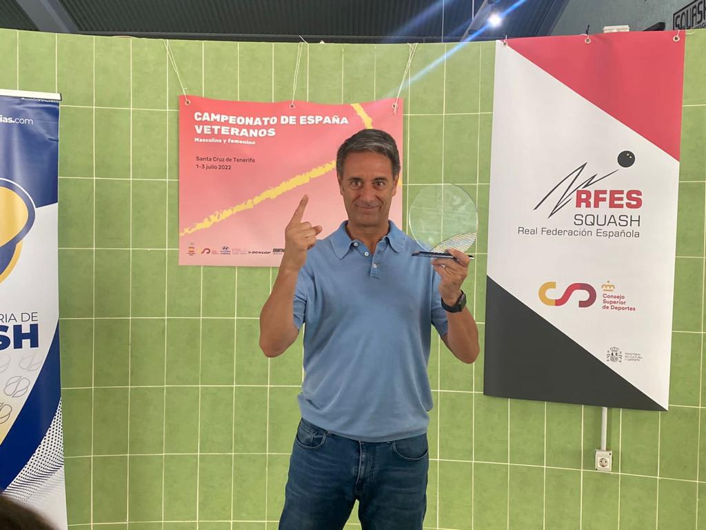 Lluís Suárez guanya el campionat d'Espanya d'esquaix de veterans