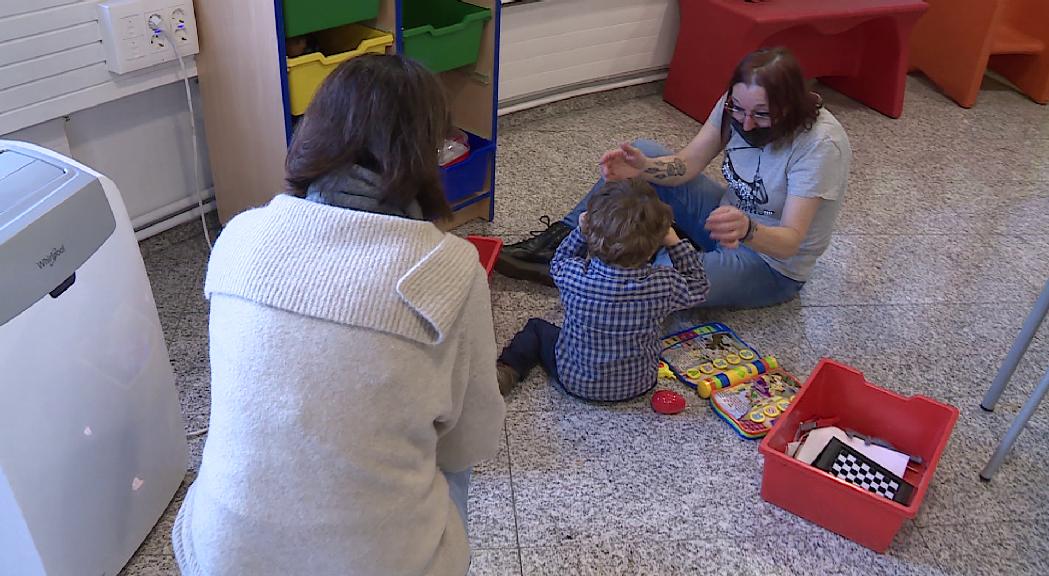 Mantenir el vincle gràcies al Servei de Trobada Familiar: "M'ha dit iaia per primera vegada"