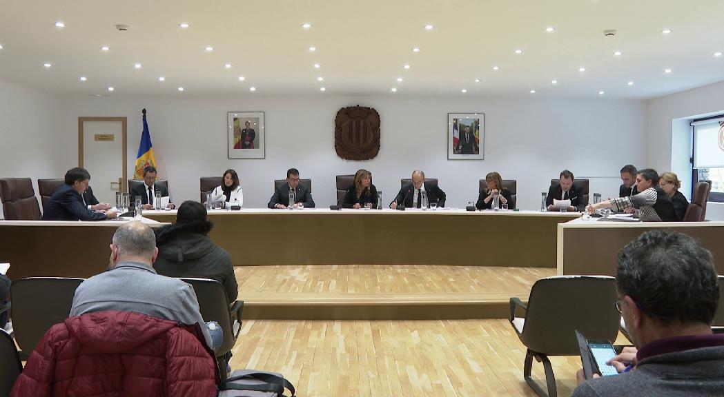 Marsol i Carmona s'acusen mútuament d'electoralisme després que s'aprovi convocar el concurs per a la reconstrucció dels Serradells