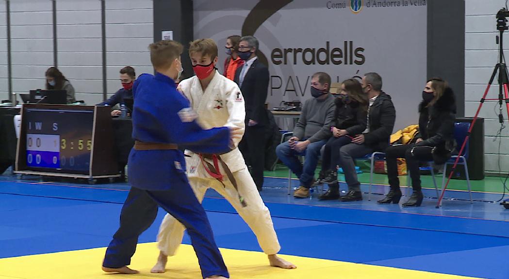 Els menuts del judo es posen a prova en la primera jornada de la lliga nacional