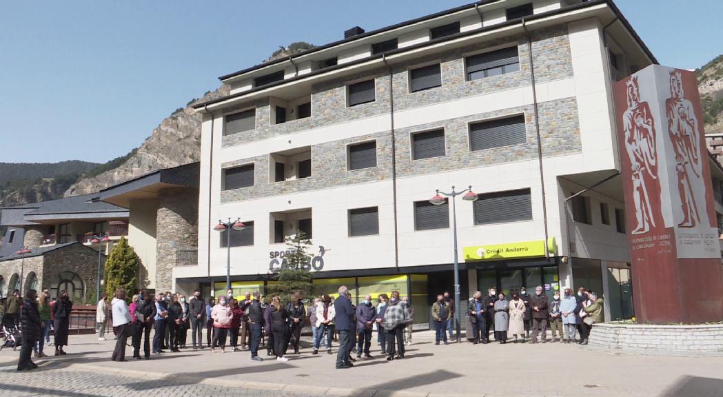 Minut de silenci a Canillo per la mort dels dos joves a les bordes de Mereig