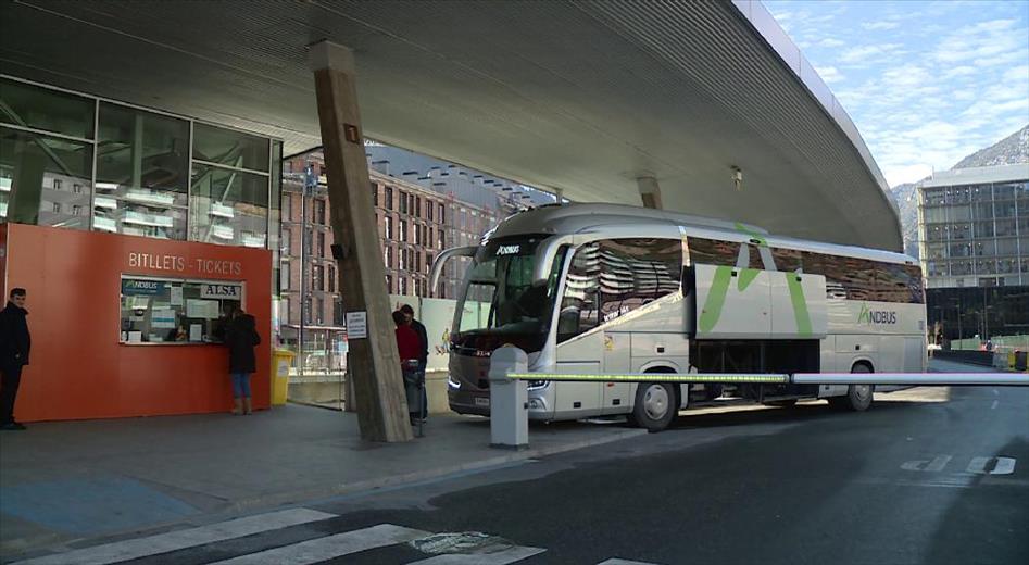 L'estació d'autobusos està rebent el doble 