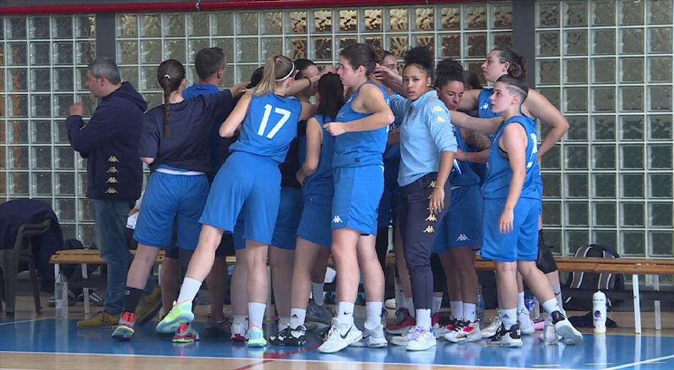 El sènior femení ha tornat a la competició a