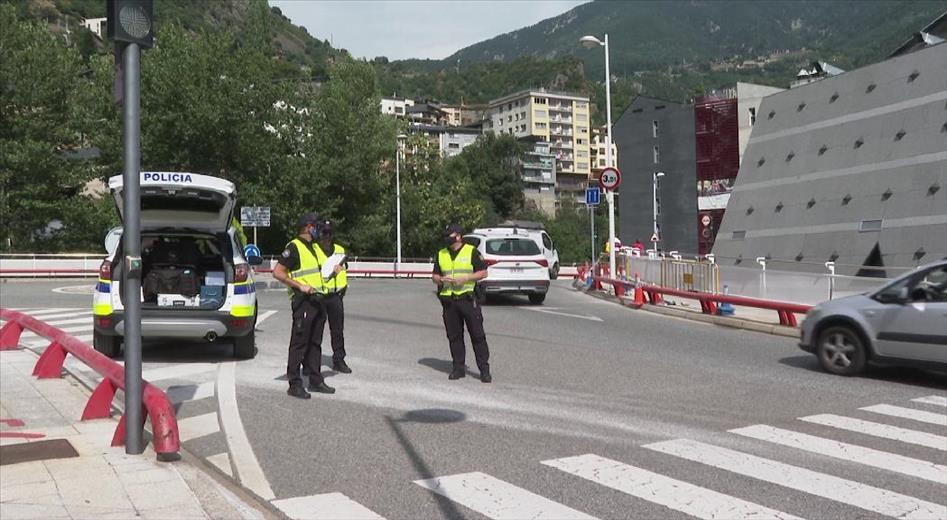 La policia inicia una campanya de seguretat per a conductors de m