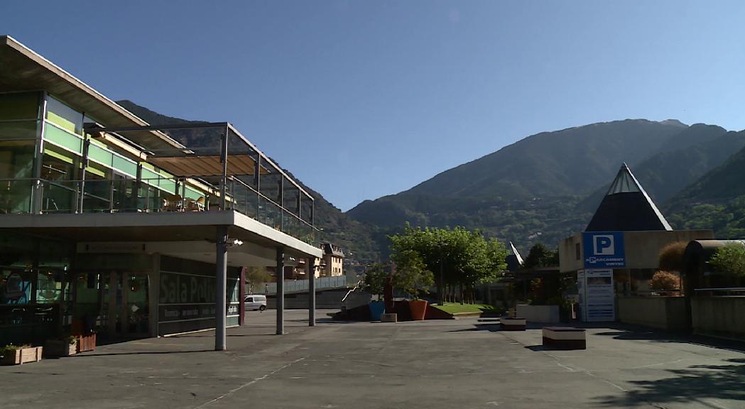 La nova plaça del Poble s'estrenarà l'estiu vinent