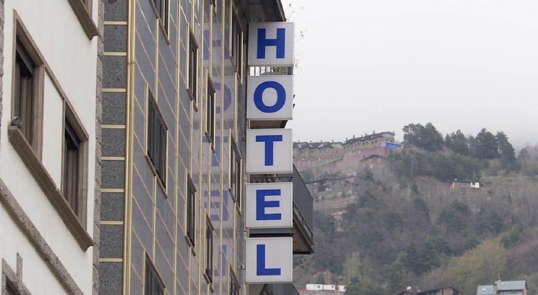 L'ocupació hotelera manté la línia ascendent i supera el 56% el cap de setmana passat