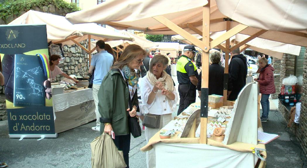 Els paradistes preveuen una bona edició del Mercat de la Vall