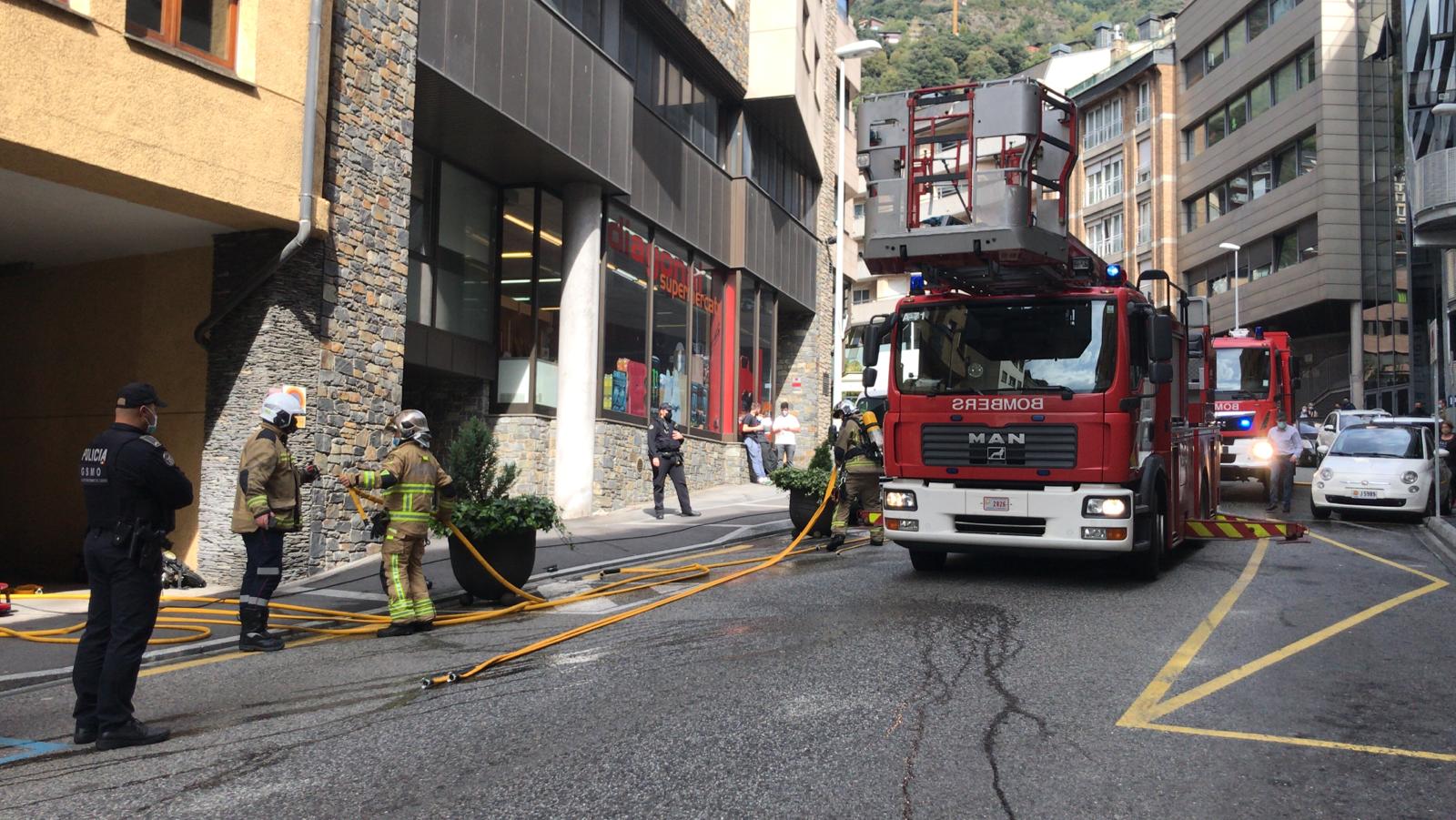  Petit incendi a la sala de calderes d'un edifici a Fiter i Rossell 