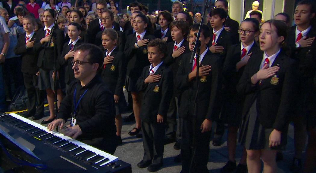 Els Petits Cantors podrien actuar en l'encesa de l'arbre de Nadal de l'Elisi