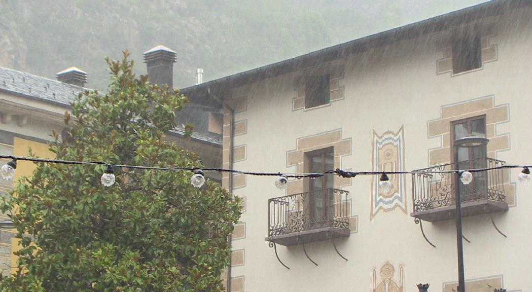 La pluja ha obligat a ajornar actes culturals