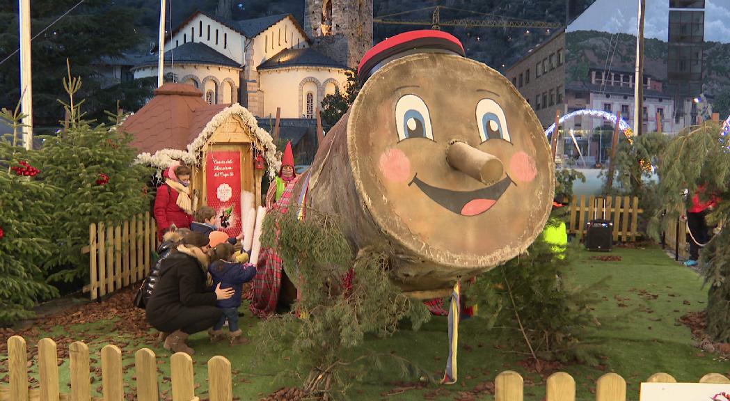 El Poblet de Nadal d'Andorra la Vella torna amb un 80% menys d'elements de llum