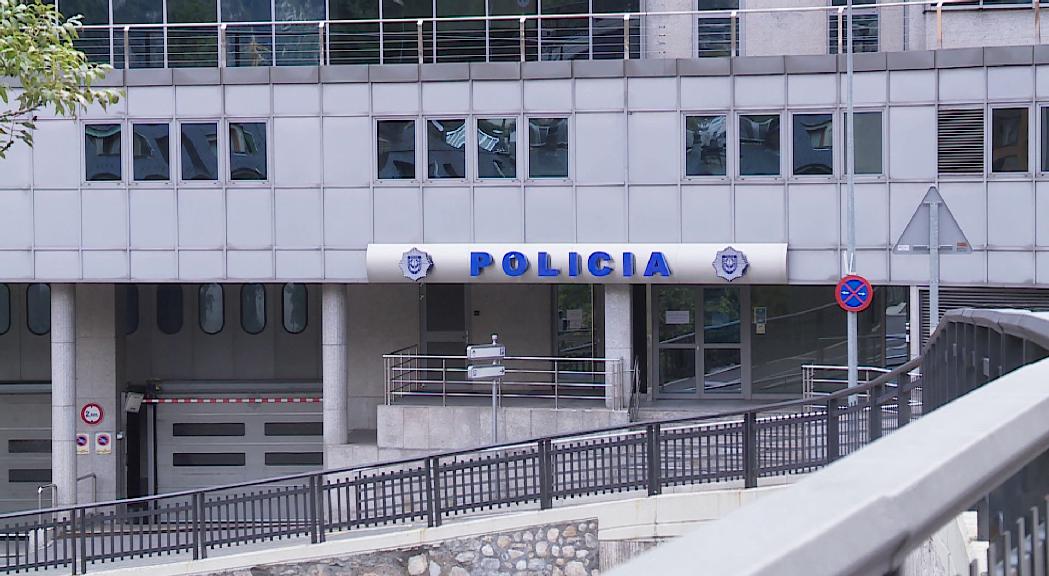 La policia intervé en una festa a Canillo amb 12 persones i en deté una per resistència a l'autoritat