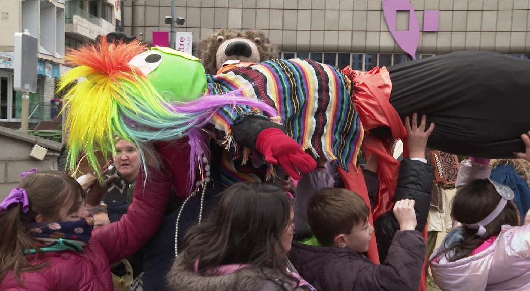 Pregó d'obertura i penjada de Carnestoltes a Sant Julià