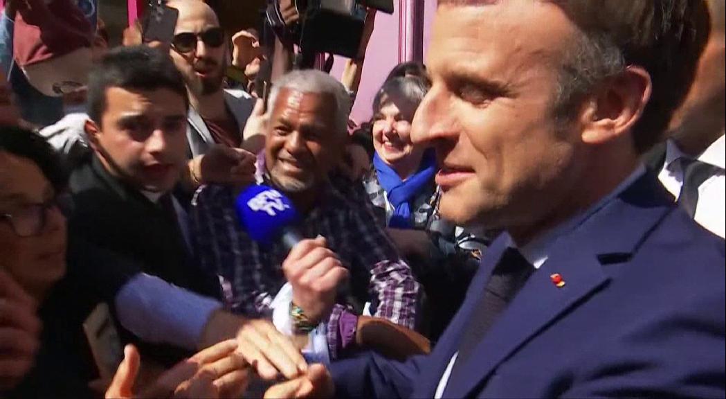 Presidencials a França: els sondejos eixamplen la distància entre Le Pen i Macron el darrer dia de campanya