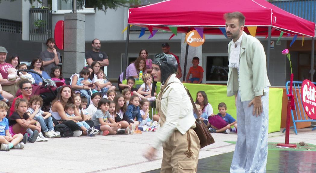 Primer dia del Petit Cap de Setmana amb tallers, espectacles i una gimcana