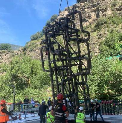 El projecte Caldes encara la recta final amb la instal·lació de l'obra de Balmaseda