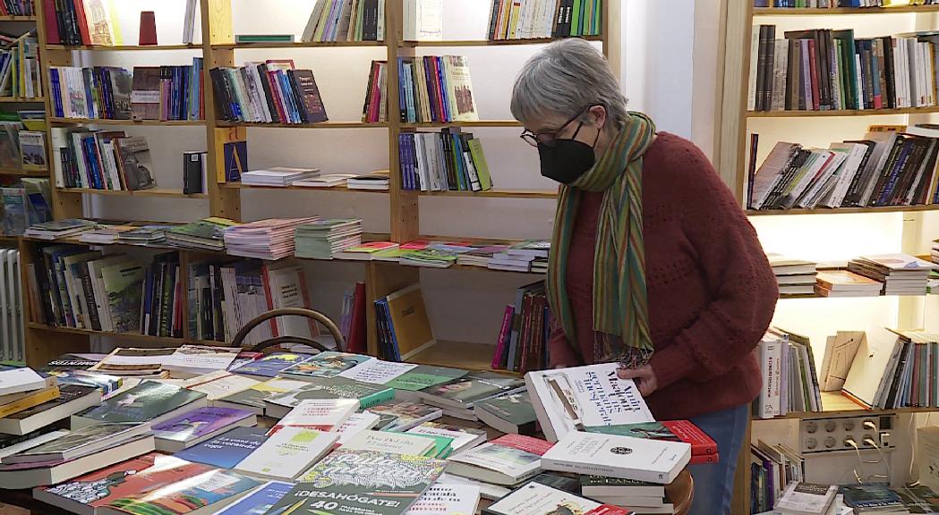 La Puça tanca la llibreria i es queda només a internet, on han pujat les vendes