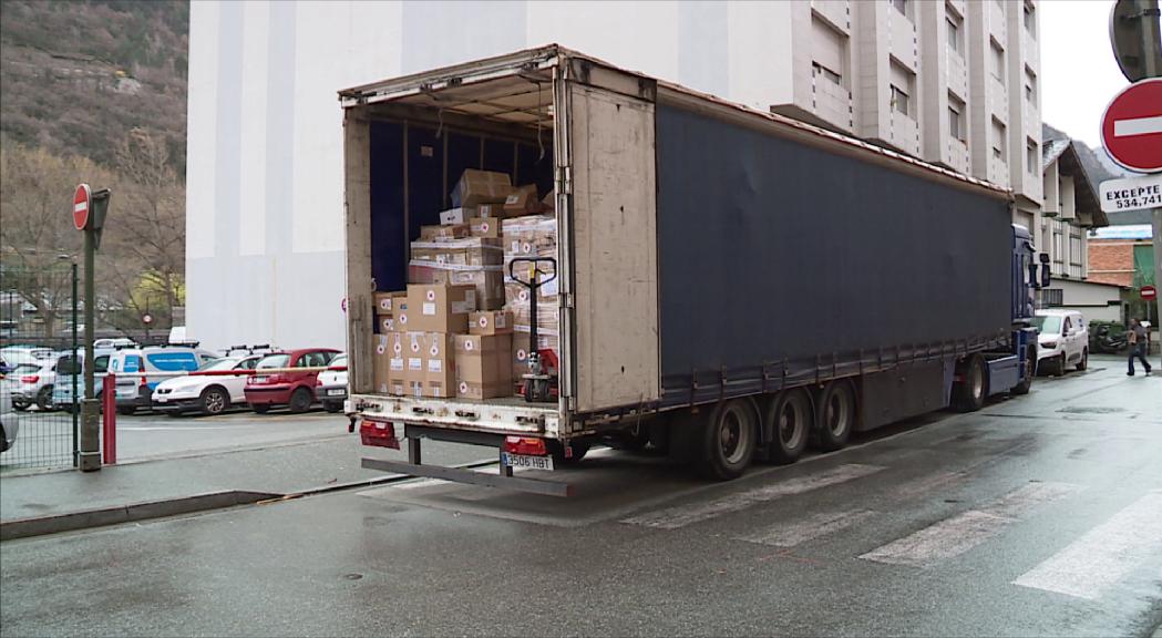 El quart comboi d'ajuda humanitària de la Creu Roja sortirà dissabte cap a Polònia amb 14 tones de material 