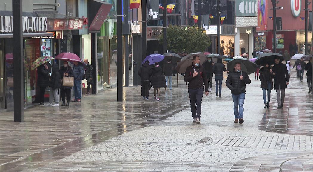 Les rebaixes no són l'atractiu principal en passejar pel centre 