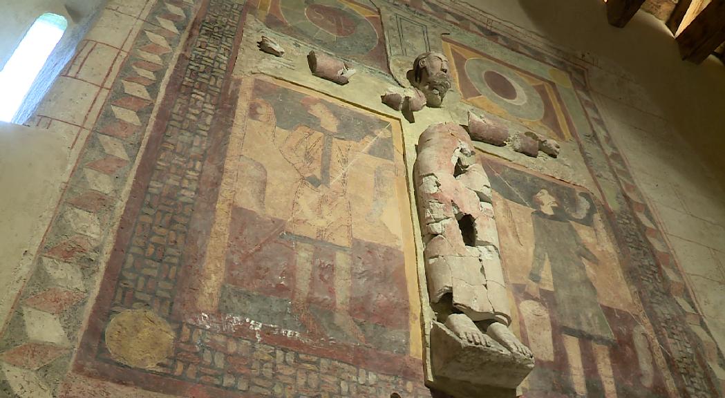 Restaurat el Crist de l'església de Sant Joan de Caselles per a la candidatura a la UNESCO