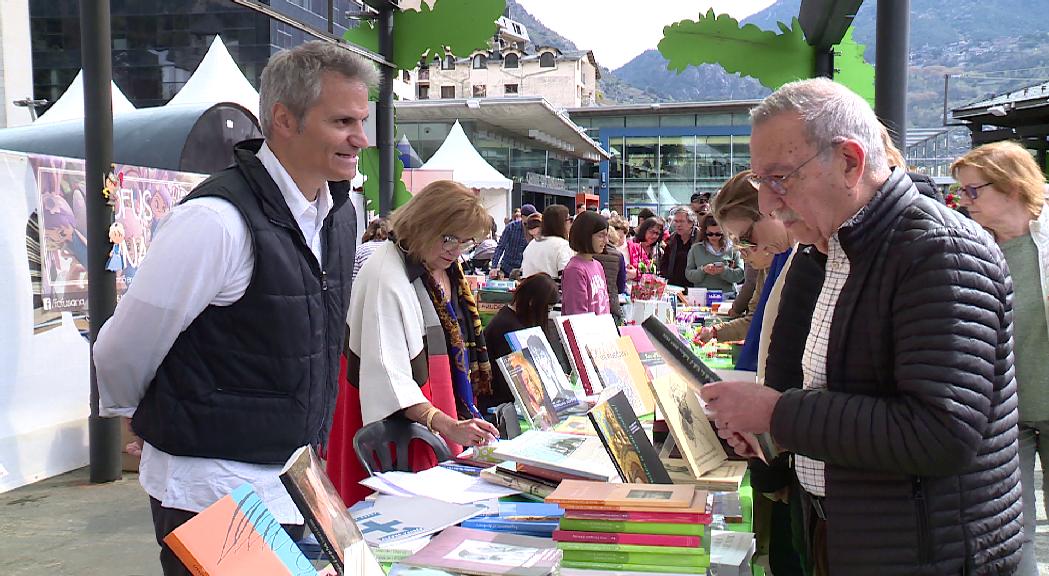 Un Sant Jordi ple de parades