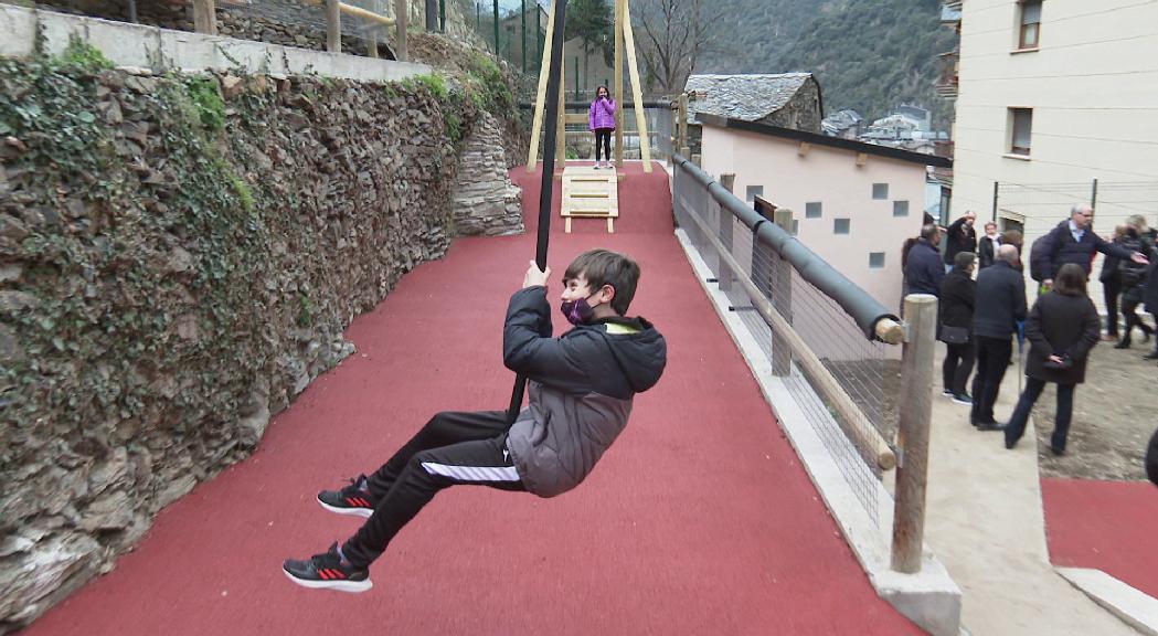 Sant Julià inaugura un parc infantil, el del Camp del Perot, fruit d'un procés participatiu