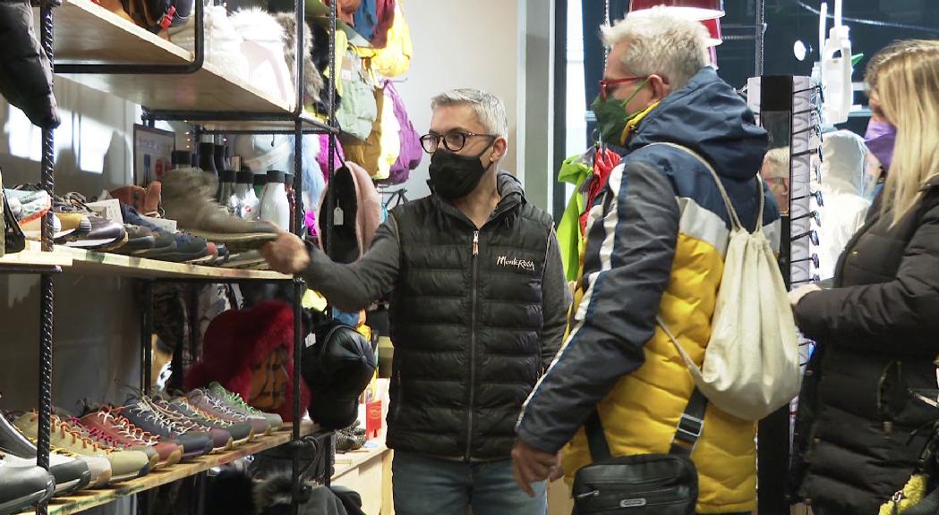 Els comerciants celebren que la gent del país hagi apostat pel comerç local durant la campanya de Nadal