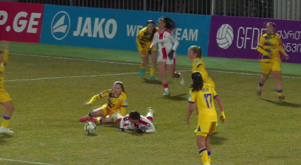 La selecció femenina de futbol perd en quatre minuts fatídics a Geòrgia (2-1)