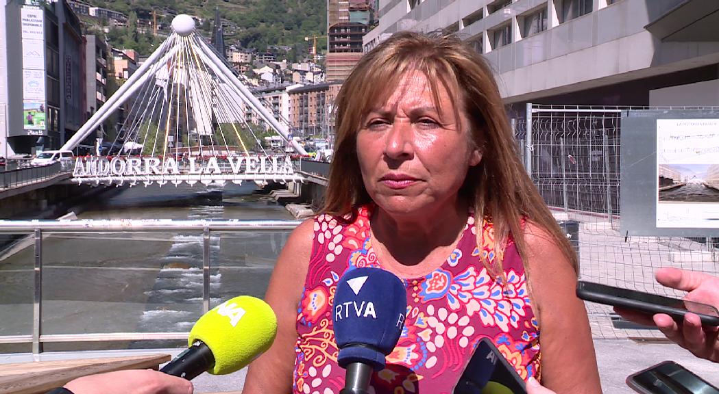 La selecció francesa femenina de rugbi utilitzarà l'estadi Nacional i el Comunal durant la seva estada