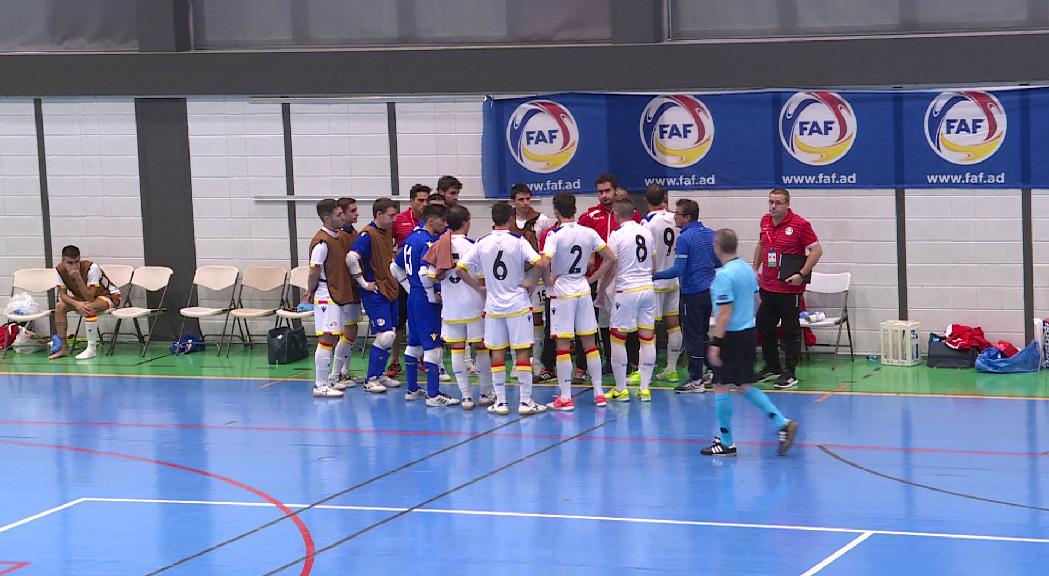 La selecció de futbol sala cau en el segon amistós contra Lituània (5-8)