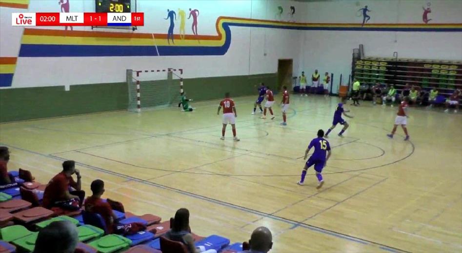 La selecció de futbol sala va empatar, 2 a 2, el primer am