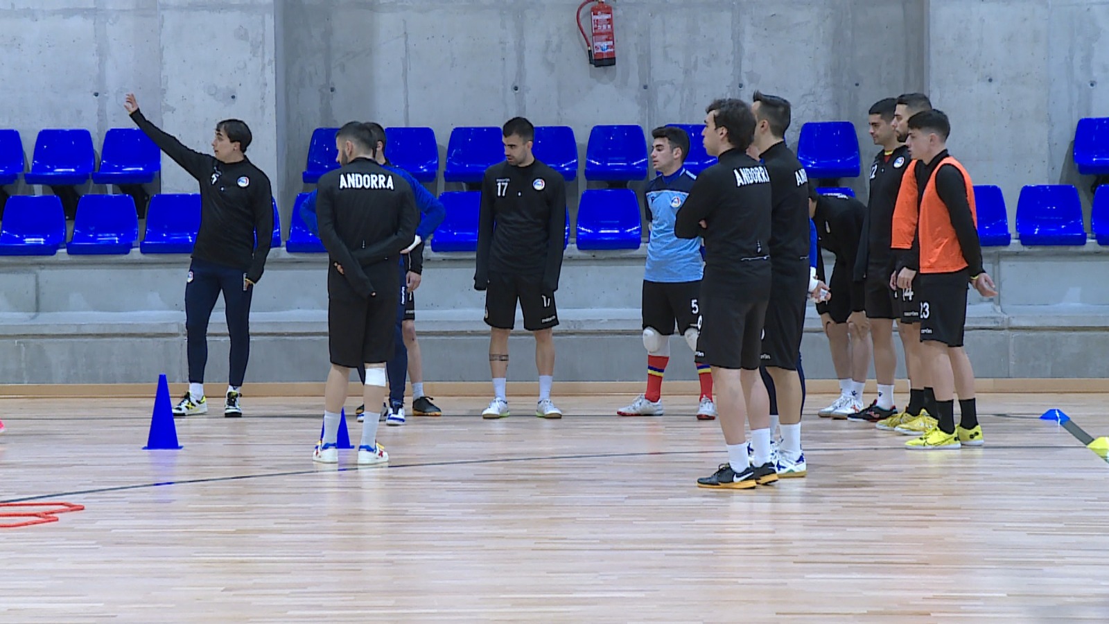 La selecció de futbol sala guanya sobre la botzina Irlanda del Nord (3-2)