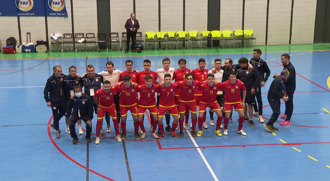 La selecció de futbol sala viatja a Suècia amb el repte de fer història en el debut oficial de Talín