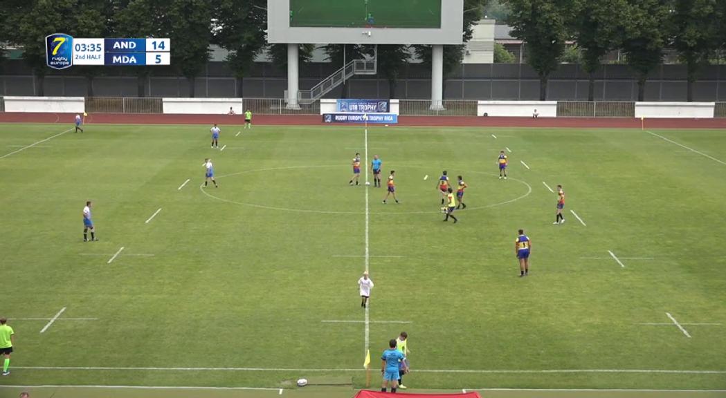 La selecció sub-18 de rugbi de 7 domina amb claredat el primer dia