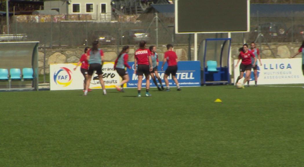 La selecció sub-19 femenina vol plantar cara a Eslovàquia en el segon partit del Preeuropeu