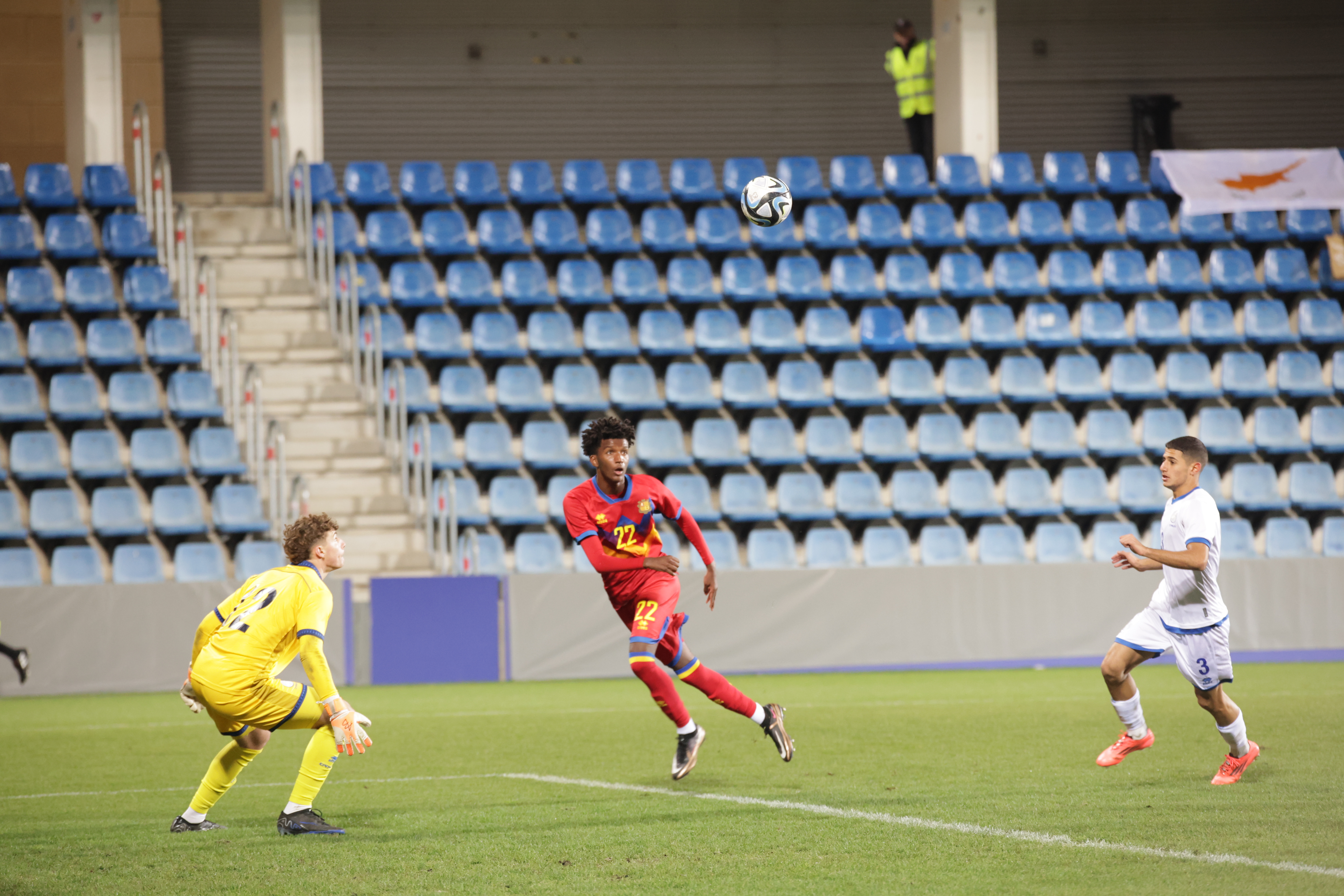 Un gol matiner deixa sense opcions la sub-19 davant Xipre (0-1)