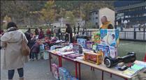 Torna el mercat de segona mà més solidari de l'Escola Andorrana de Santa Coloma 