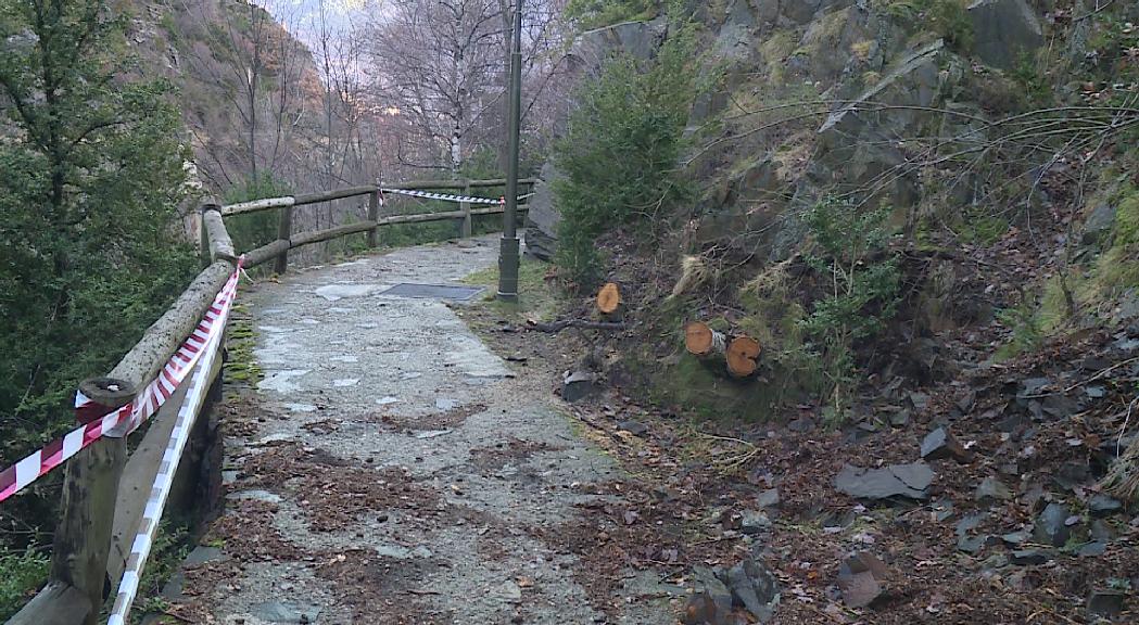 Un tram del rec del Solà queda tancat per seguretat després de les pluges de la setmana passada