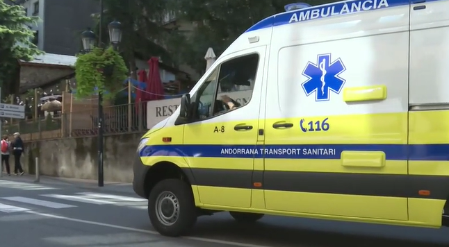 Els treballadors dels transport sanitari no medicalitzat es reuneixen amb Inspecció de treball