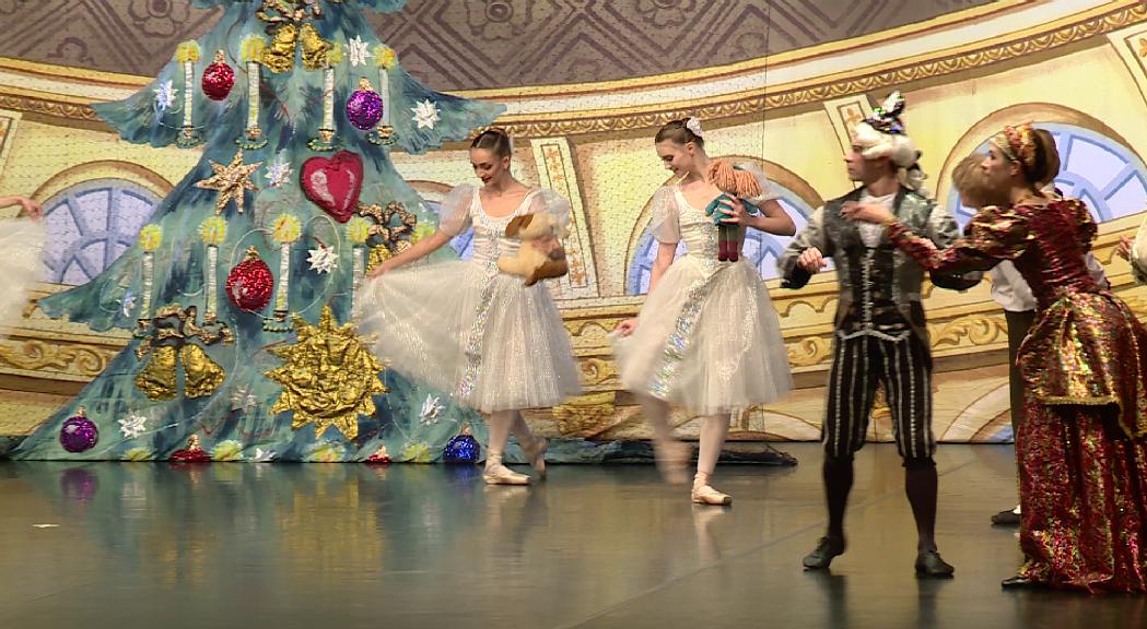  'El Trencanous' del Ballet Internacional estrena vestuari i escenografia a Andorra