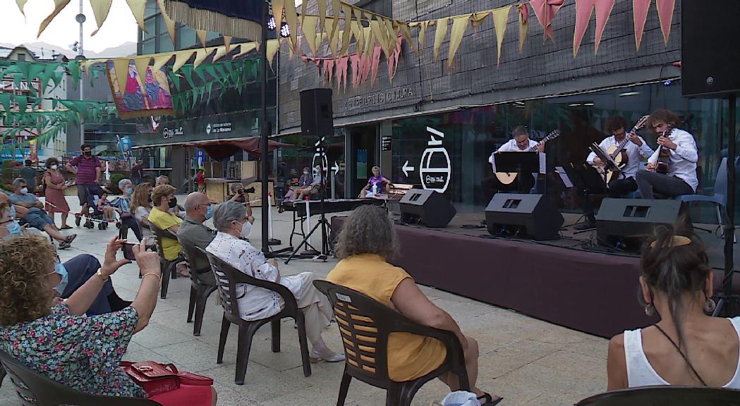 El trio Desconcierto presenta el seu primer treball als Dijous a la fresca de la Massana