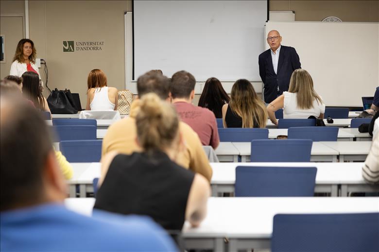 La Universitat d'Andorra ha donat el tret de sortida al nou c