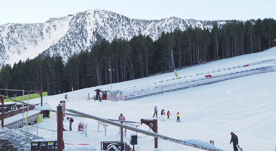 Vallnord Pal-Arinsal estrena temporada amb optimisme tot i les condicions meteorològiques