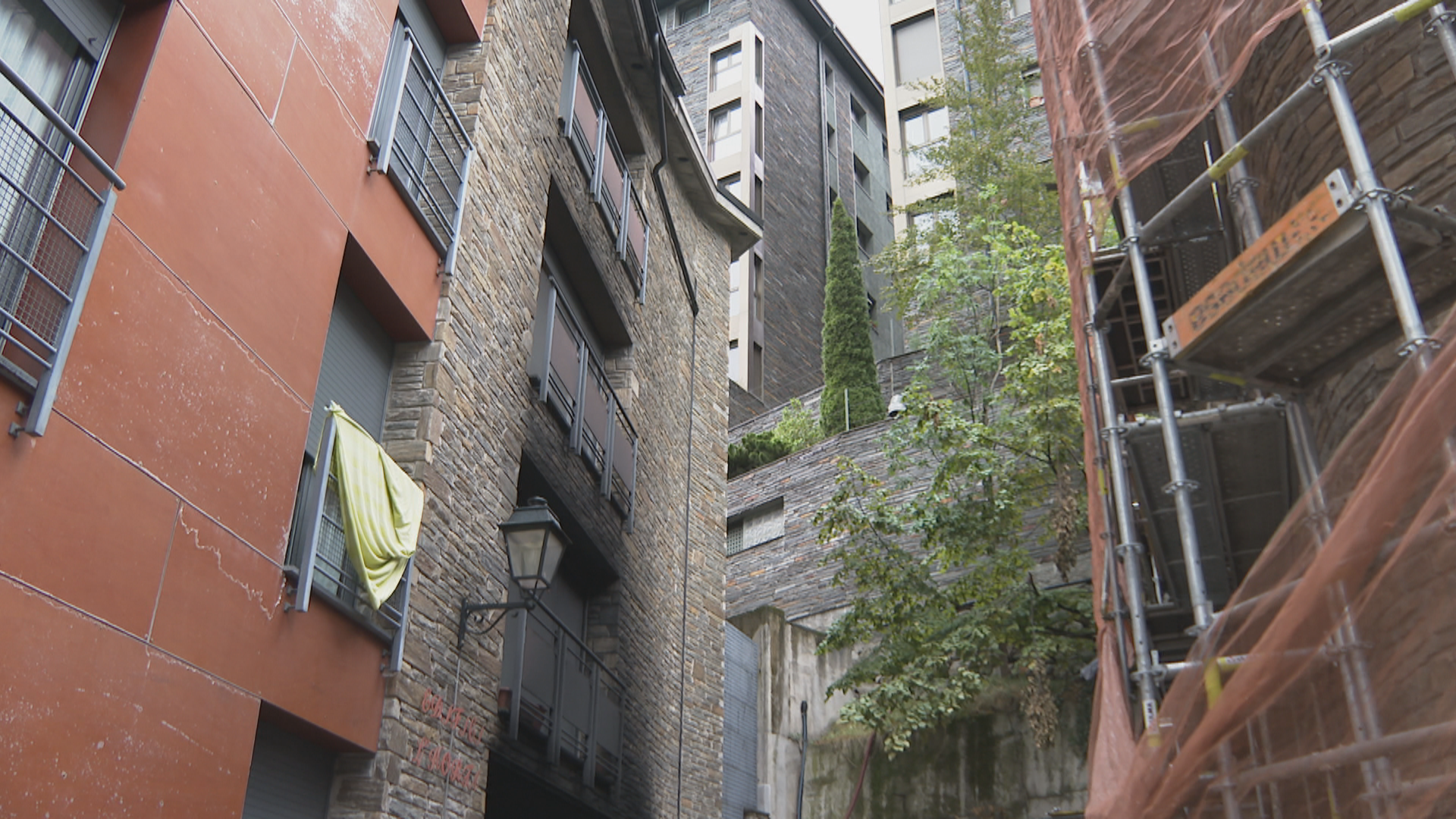 Els veïns de l'edifici que es va incendiar a prop del pont de la Tosca d'Escaldes-Engordany tornen a casa