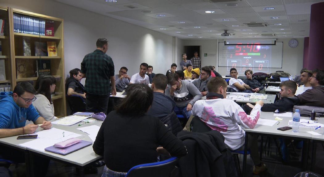 Un videojoc contra la depressió s'endú la victòria al taller de videojocs